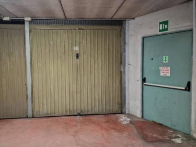 Box in vendita a San Vincenzo, Genova