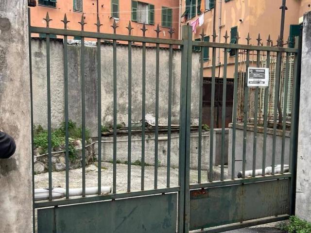 Box in vendita a Val Polcevera, Serra Riccò