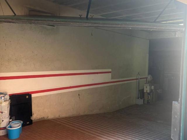 Box in vendita a Medio Levante, Serra Riccò