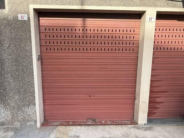 Box in vendita a Ponente, Serra Riccò