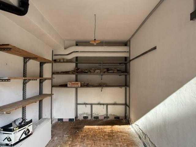 Box in vendita a Ponente, Serra Riccò