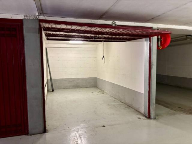Box in vendita a Centro Ovest, Serra Riccò