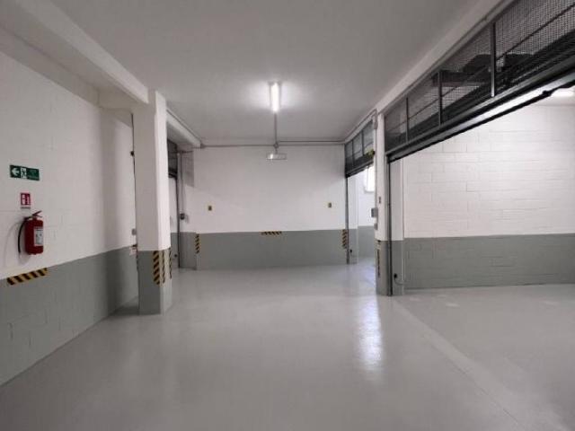 Box in vendita a Centro Ovest, Serra Riccò