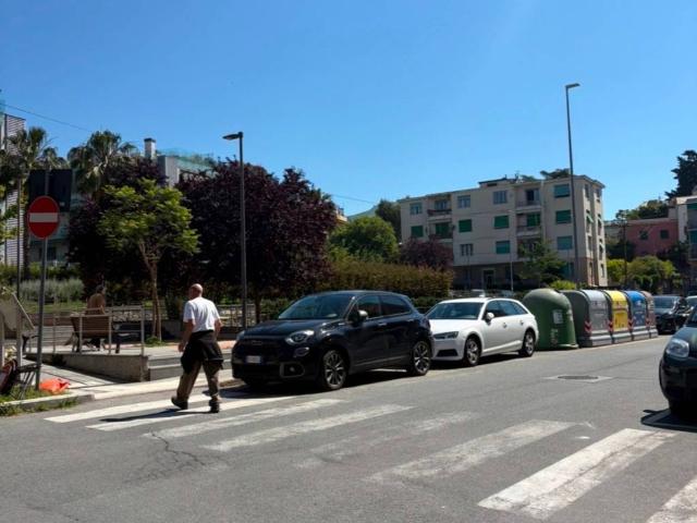 Box in vendita a Medio Levante, Serra Riccò