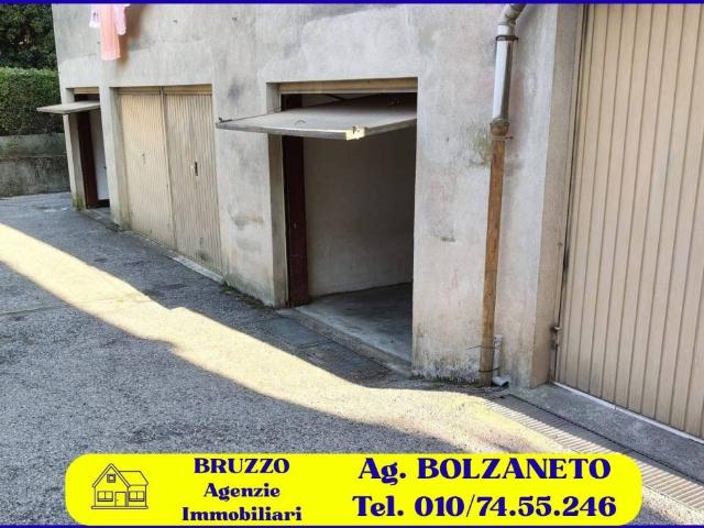 Box in vendita a Romairone, Genova