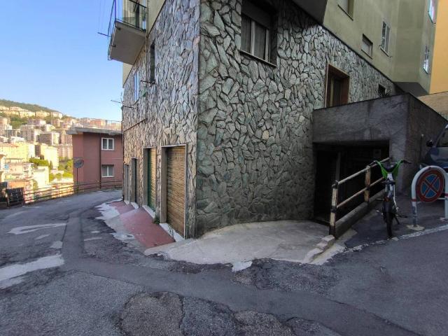 Box in vendita a Lagaccio, Genova