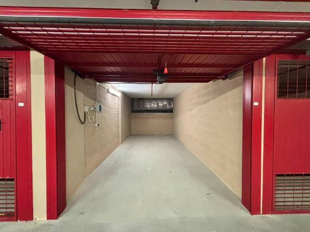 Box in vendita a Levante, Serra Riccò