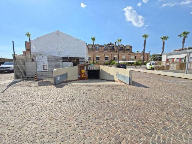 Box in vendita a Medio Levante, Serra Riccò