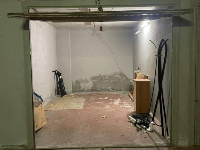 Box in vendita a Ponente, Serra Riccò