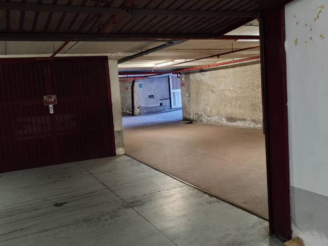 Box in vendita a Borgoratti, Genova