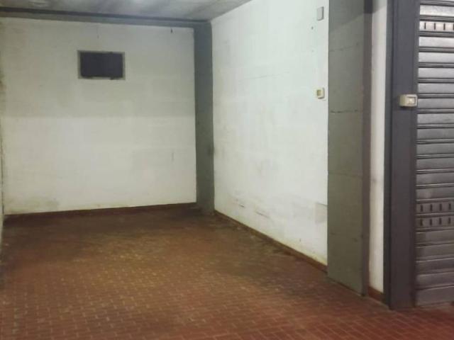 Box in vendita a San Fruttuoso, Genova