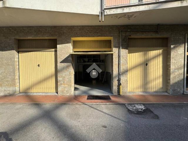 Box in vendita a Val Polcevera, Serra Riccò