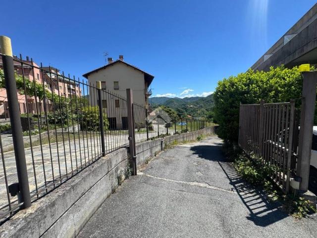 Box in vendita a Val Polcevera, Serra Riccò