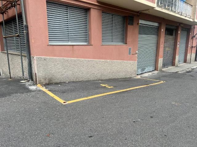 Box in vendita a San Fruttuoso, Genova