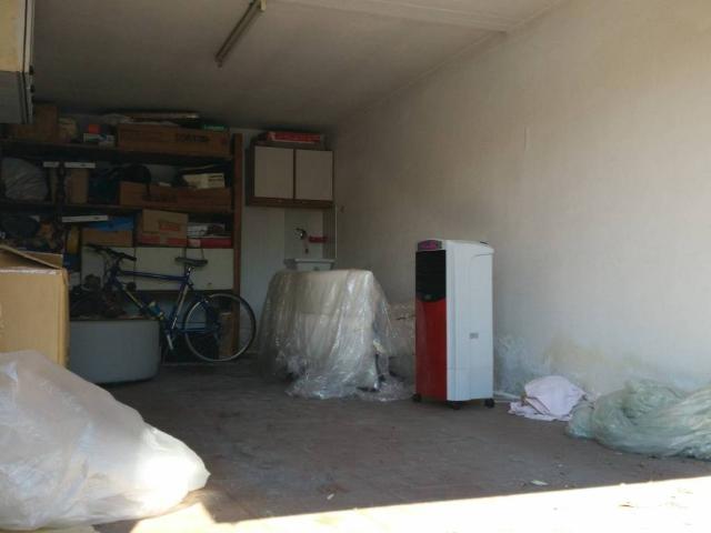 Box in vendita a Centro Ovest, Serra Riccò