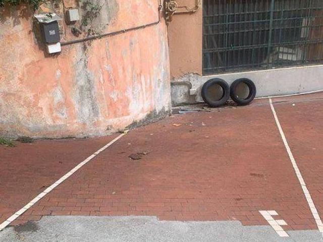 Box in vendita a Medio Levante, Serra Riccò