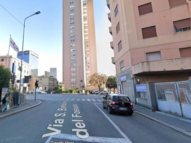 Box in vendita a San Benigno, Genova