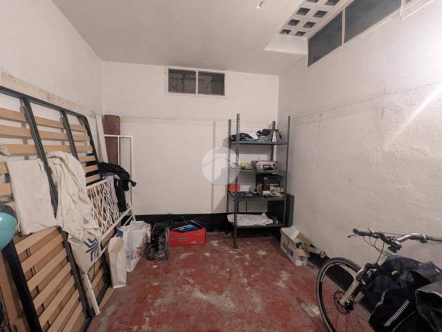 Box in vendita a Certosa, Genova