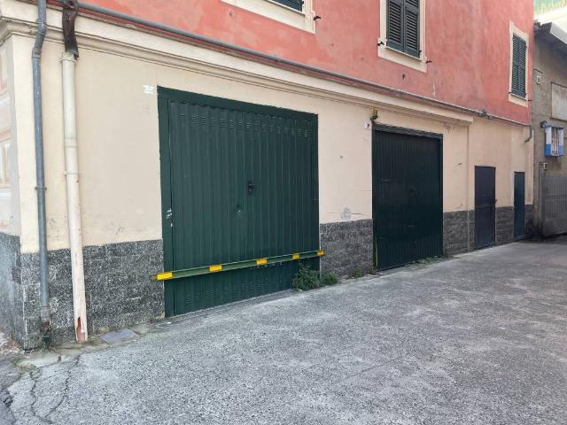 Box in vendita a Ponente, Serra Riccò
