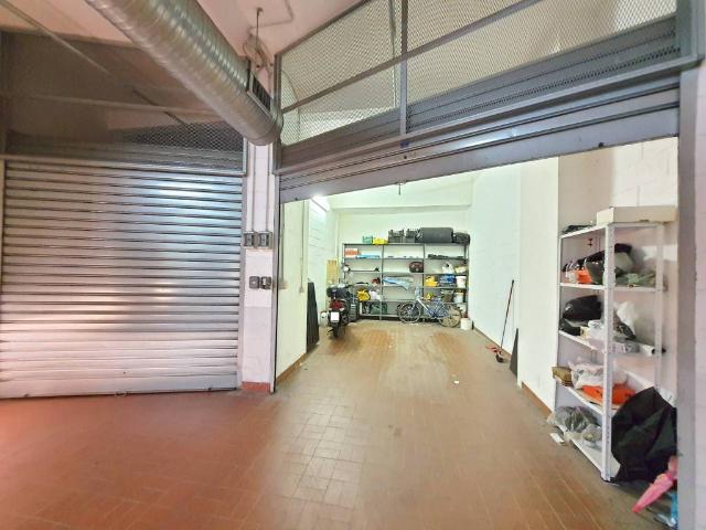 Box in vendita a Sampierdarena, Genova