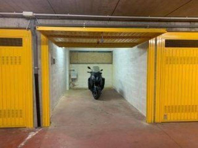 Box in vendita a Media Val Bisagno, Serra Riccò