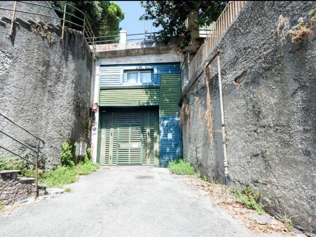 Box in vendita a Medio Levante, Serra Riccò