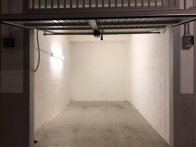Box in vendita a Ponente, Serra Riccò
