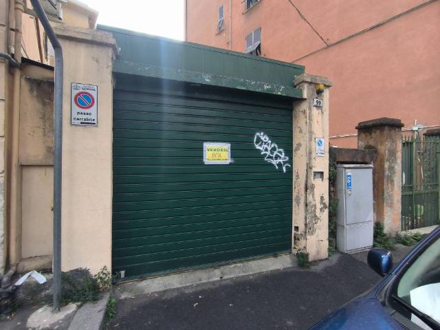 Box in vendita a Ponente, Serra Riccò