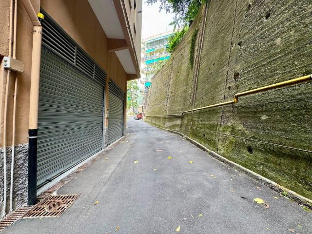 Box in vendita a Bassa Val Bisagno, Serra Riccò