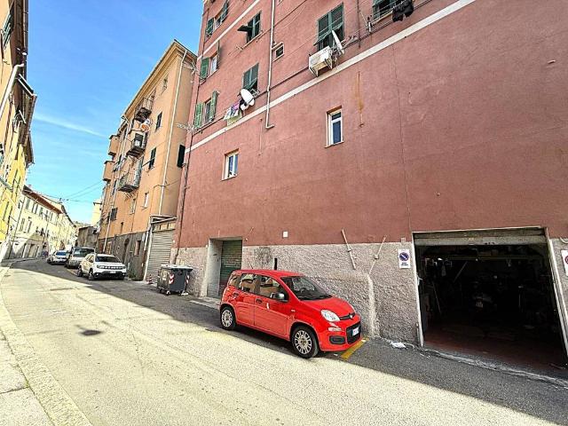 Box in vendita a Cambiaso, Genova