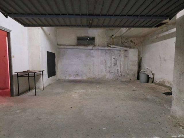 Box in vendita a Levante, Serra Riccò