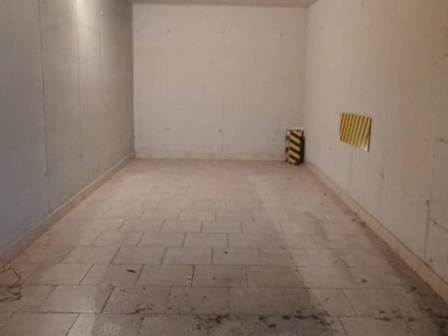 Box in vendita a Gessate, Lombardia