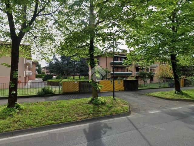 Box in vendita a Gessate, Lombardia