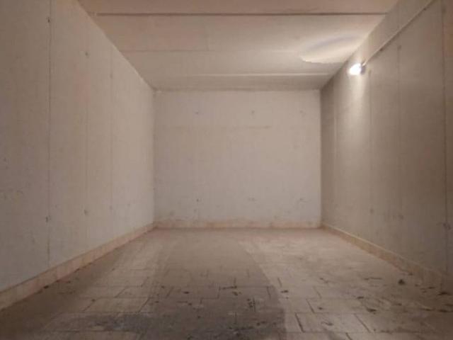 Box in vendita a Gessate, Lombardia