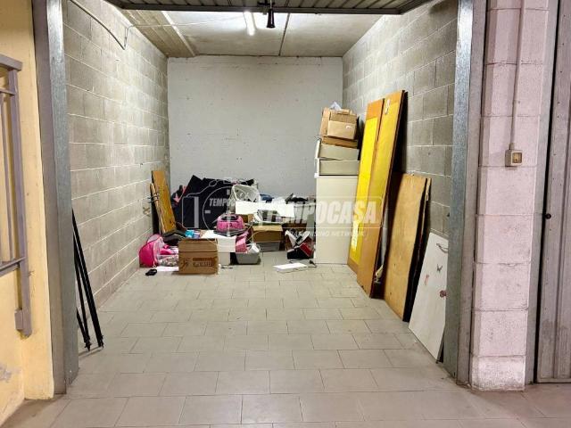 Box in vendita a Giaveno