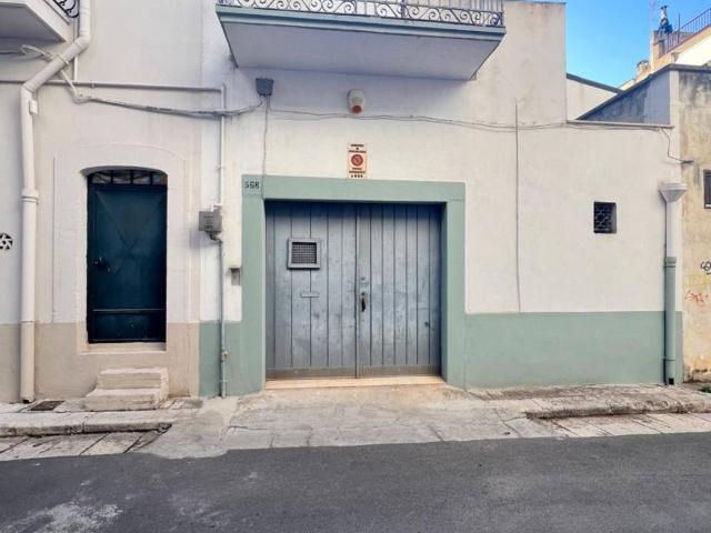 Box in vendita a Gioia Del Colle, Bari