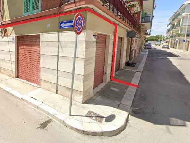 Box in vendita a Puglia, Bari