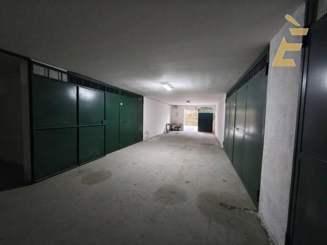 Box in vendita a Giugliano In Campania, Campania
