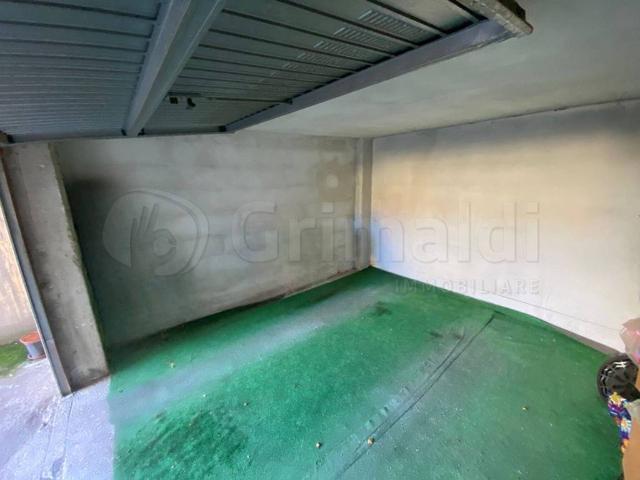 Box in vendita a Giugliano In Campania, Campania