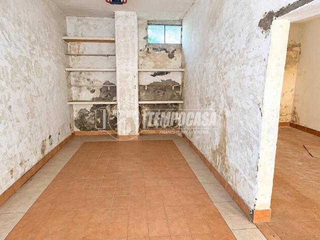 Box in vendita a Sant'Anna, Giugliano in Campania