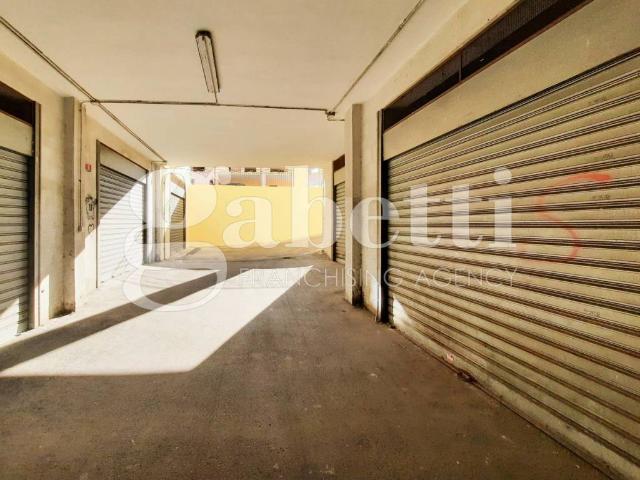 Box in vendita a Giugliano In Campania, Campania