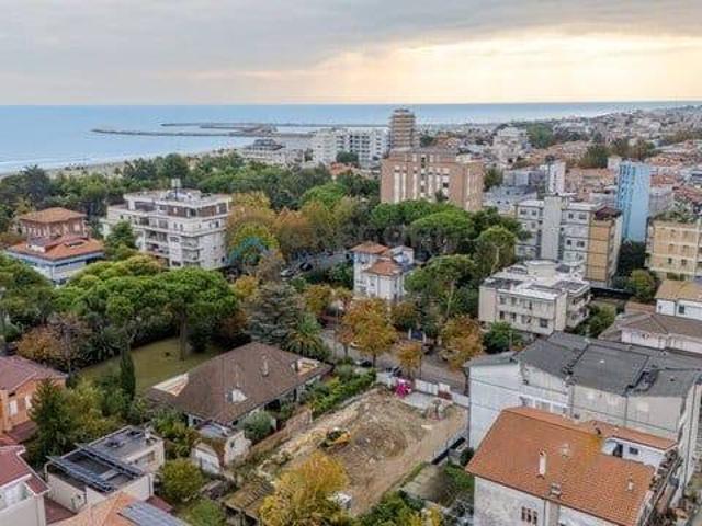 Box in vendita a Giulianova, Abruzzo