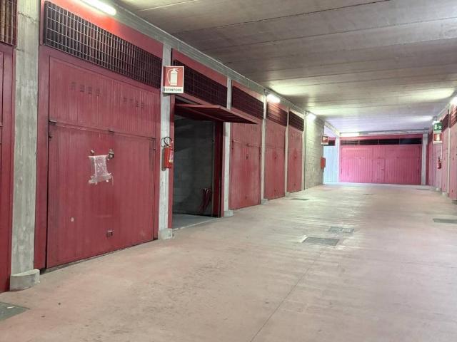 Box in vendita a Robbiano, Giussano