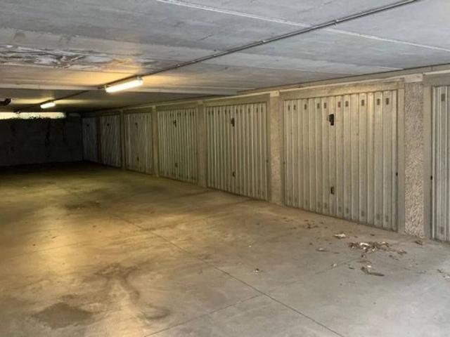 Box in vendita a Prospiano, Gorla Minore