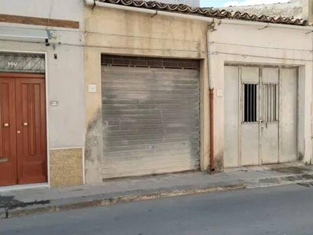 Box in vendita a Grammichele, Sicilia