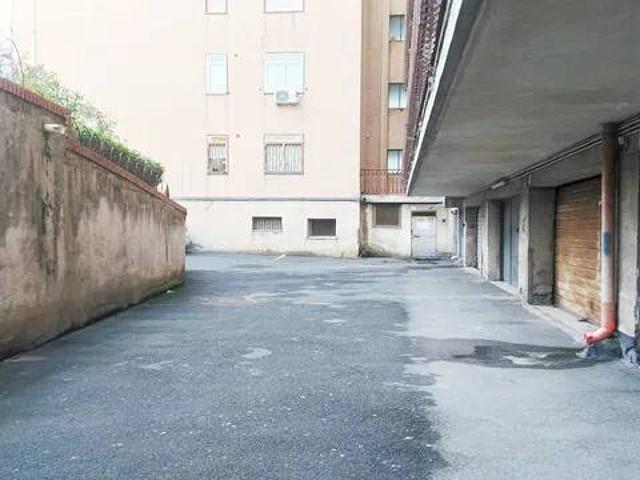 Box in vendita a San Paolo, Gravina Di Catania
