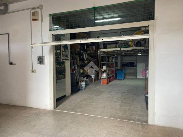 Box in vendita a Puglia, Taranto