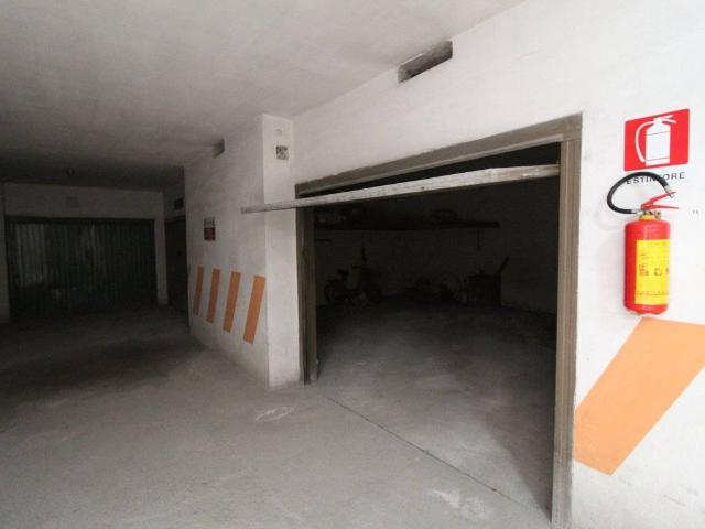 Box in vendita a Puglia, Taranto
