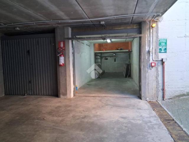 Box in vendita a Fabbrichetta, Grugliasco