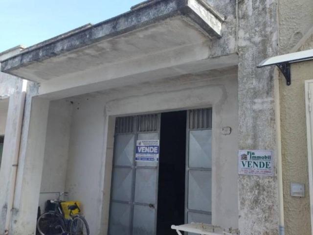 Box in vendita a Puglia, Lecce
